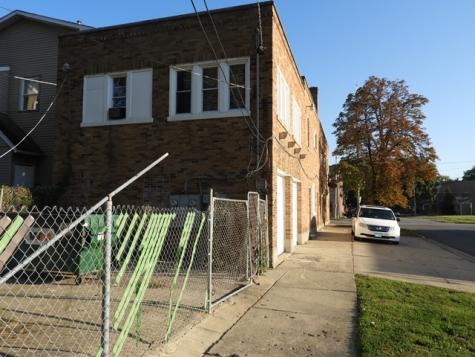 726 10TH Street Waukegan IL 60085