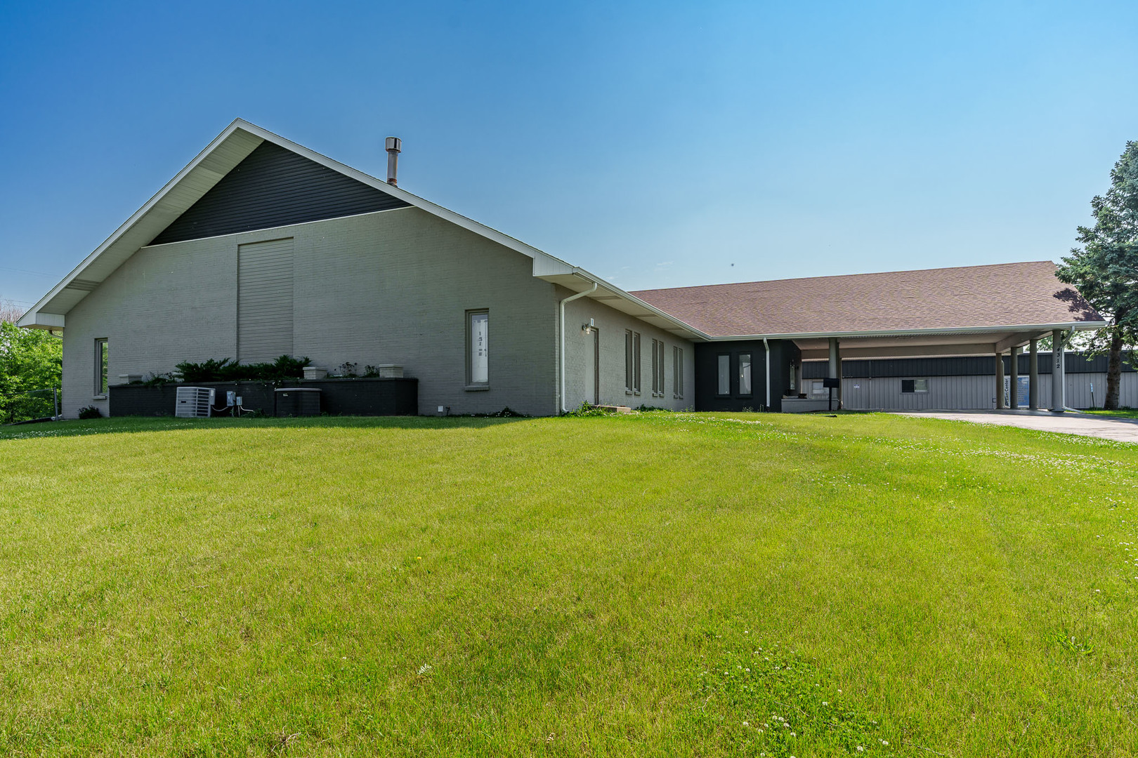 4312 20TH Street Rockford IL 61109