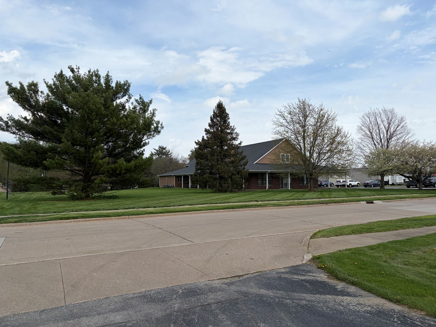 4915 & 5005 21ST Avenue A Moline IL 61265