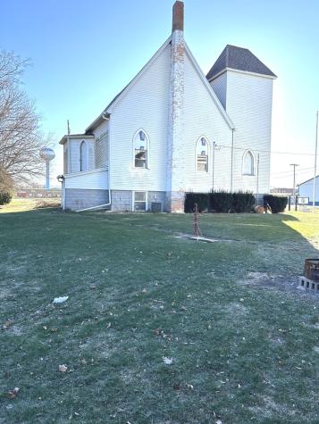 175 3RD Avenue Clifton IL 60927