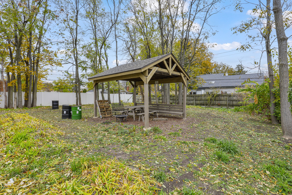 619 South Main Street Lombard IL 60148