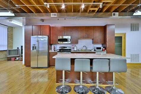 4128 West Belmont Avenue Chicago IL 60641