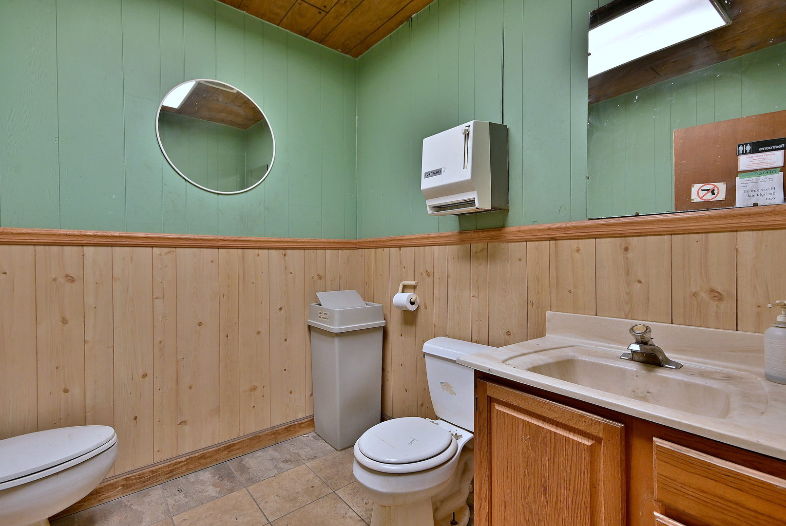 4128 West Belmont Avenue Chicago IL 60641