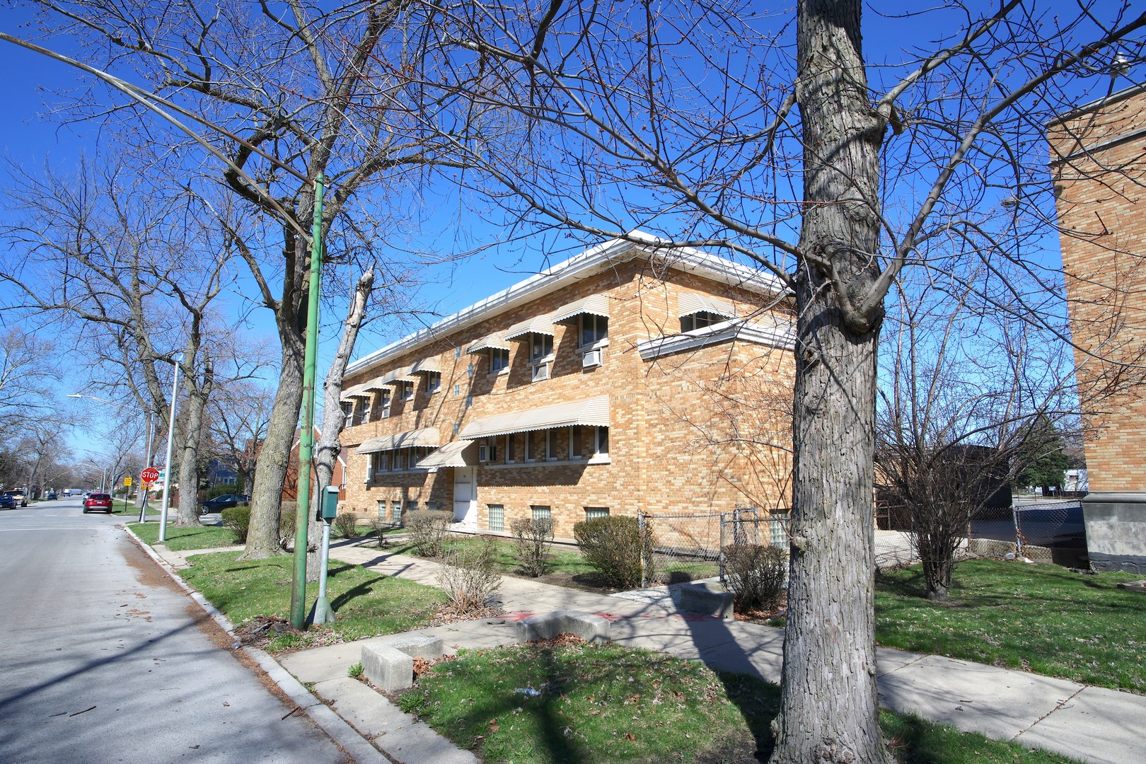 10101-21 South Parnell Avenue Chicago IL 60628