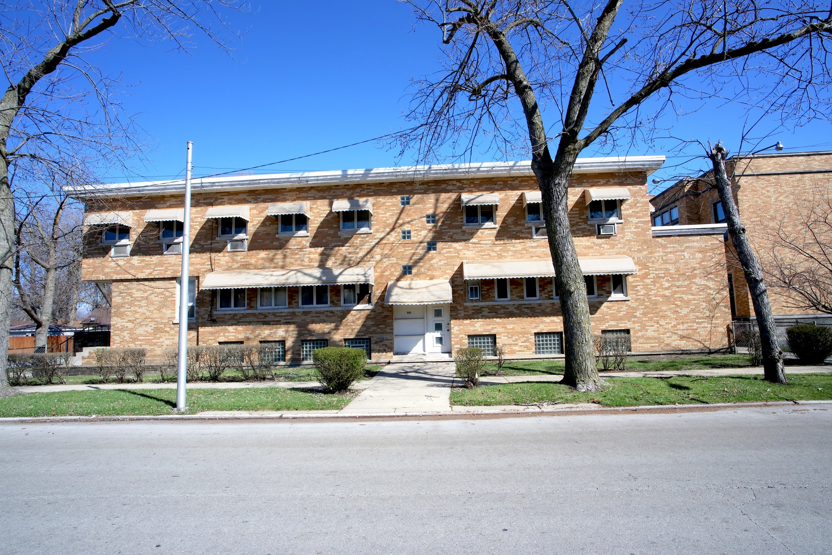 10101-21 South Parnell Avenue Chicago IL 60628