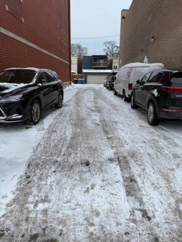 4841 North Western Avenue Chicago IL 60625