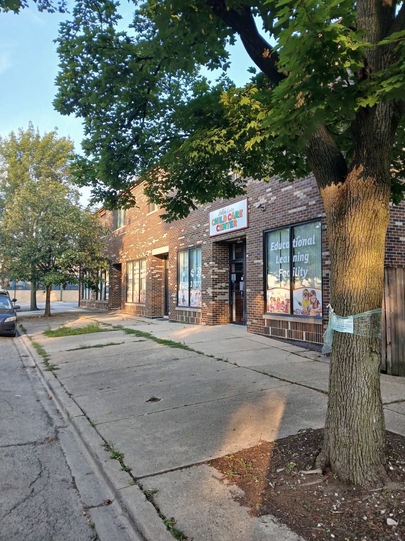 5801 North Northwest Highway Chicago IL 60631