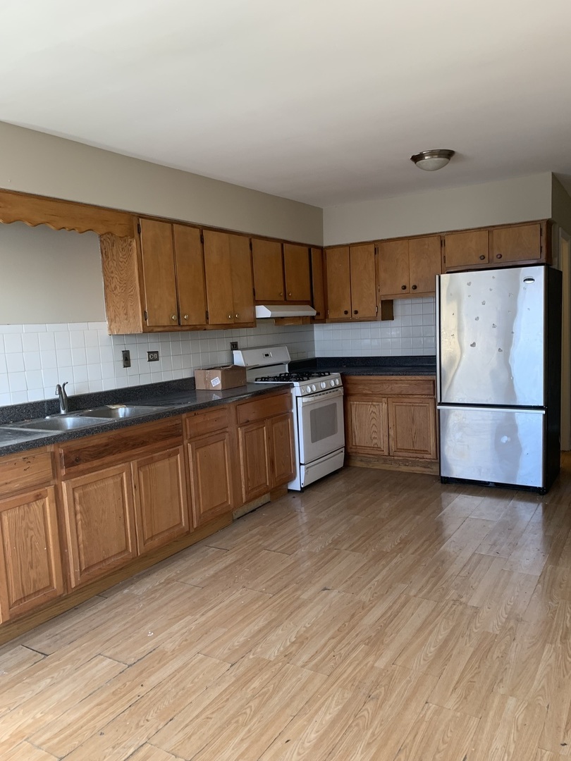 6050 South Pulaski Road Chicago IL 60629