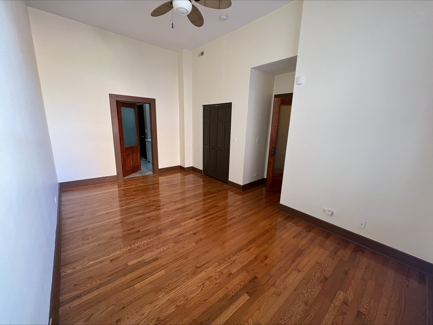 26 East Downer Place Aurora IL 60505