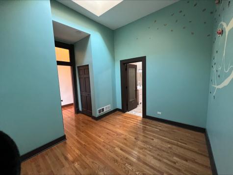 26 East Downer Place Aurora IL 60505