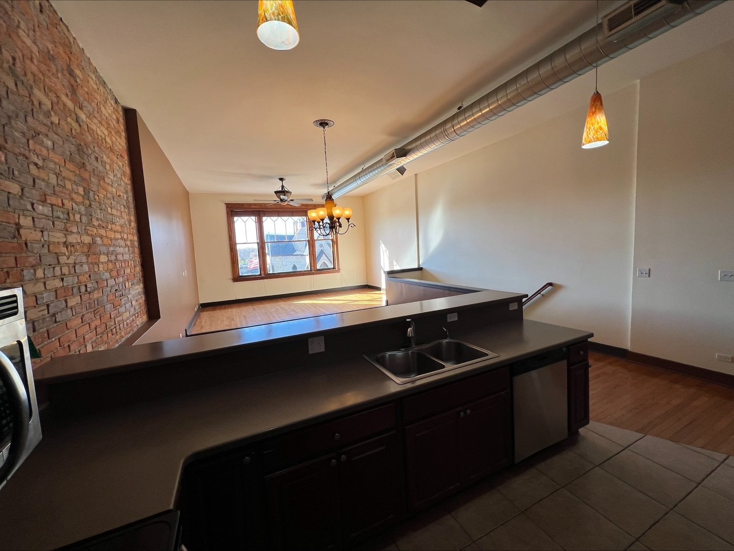 26 East Downer Place Aurora IL 60505