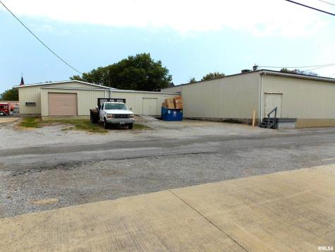 1110 Franklin Street Carlyle IL 62231