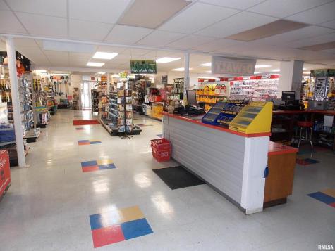1110 Franklin Street Carlyle IL 62231