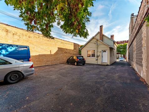 1014 Washington Street Waukegan IL 60085