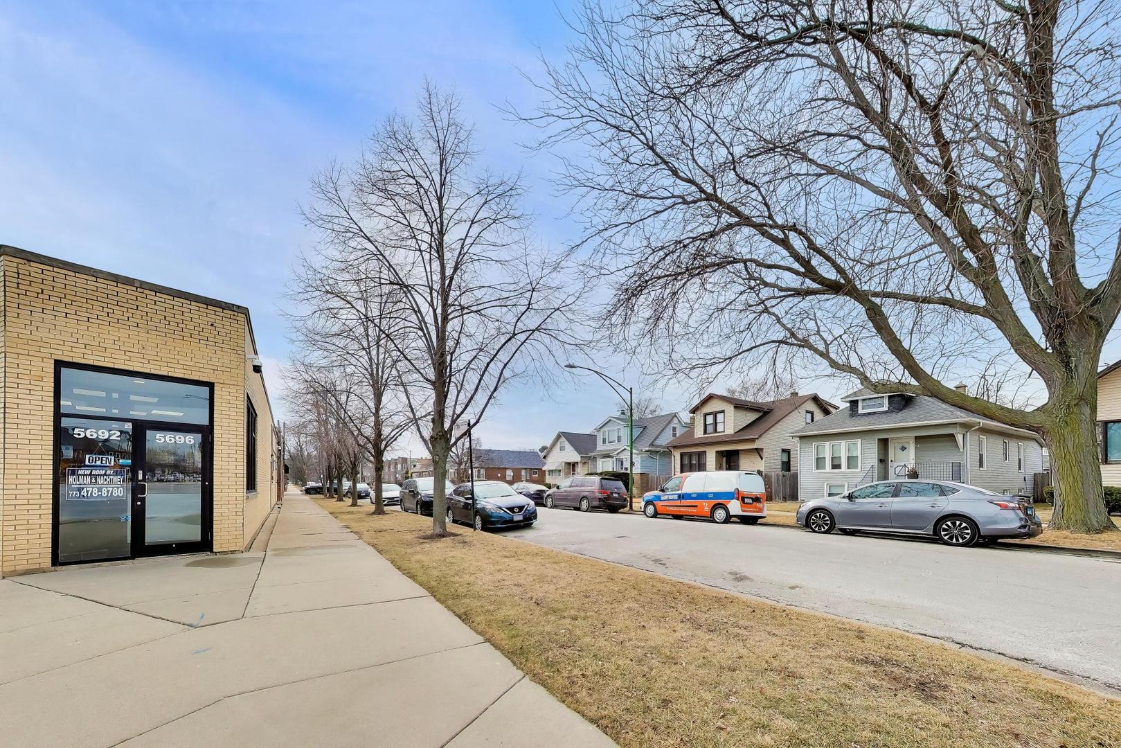 5696 North Milwaukee Avenue Chicago IL 60646