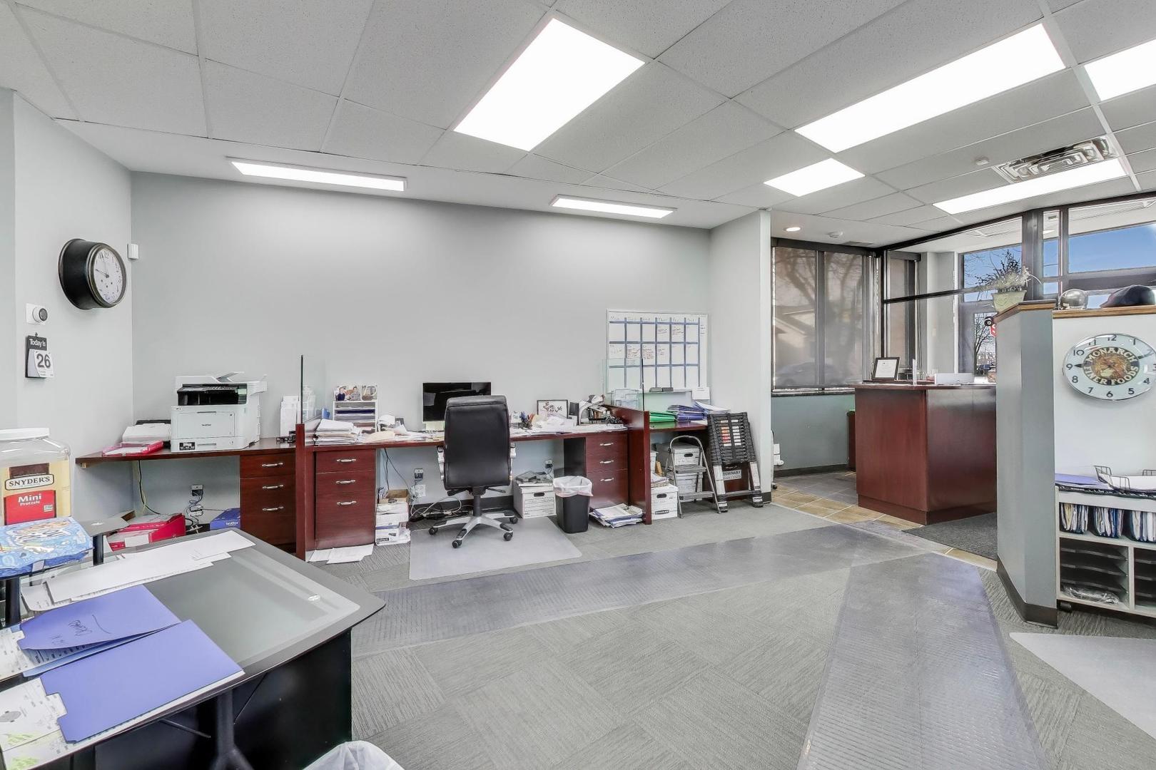 5696 North Milwaukee Avenue Chicago IL 60646