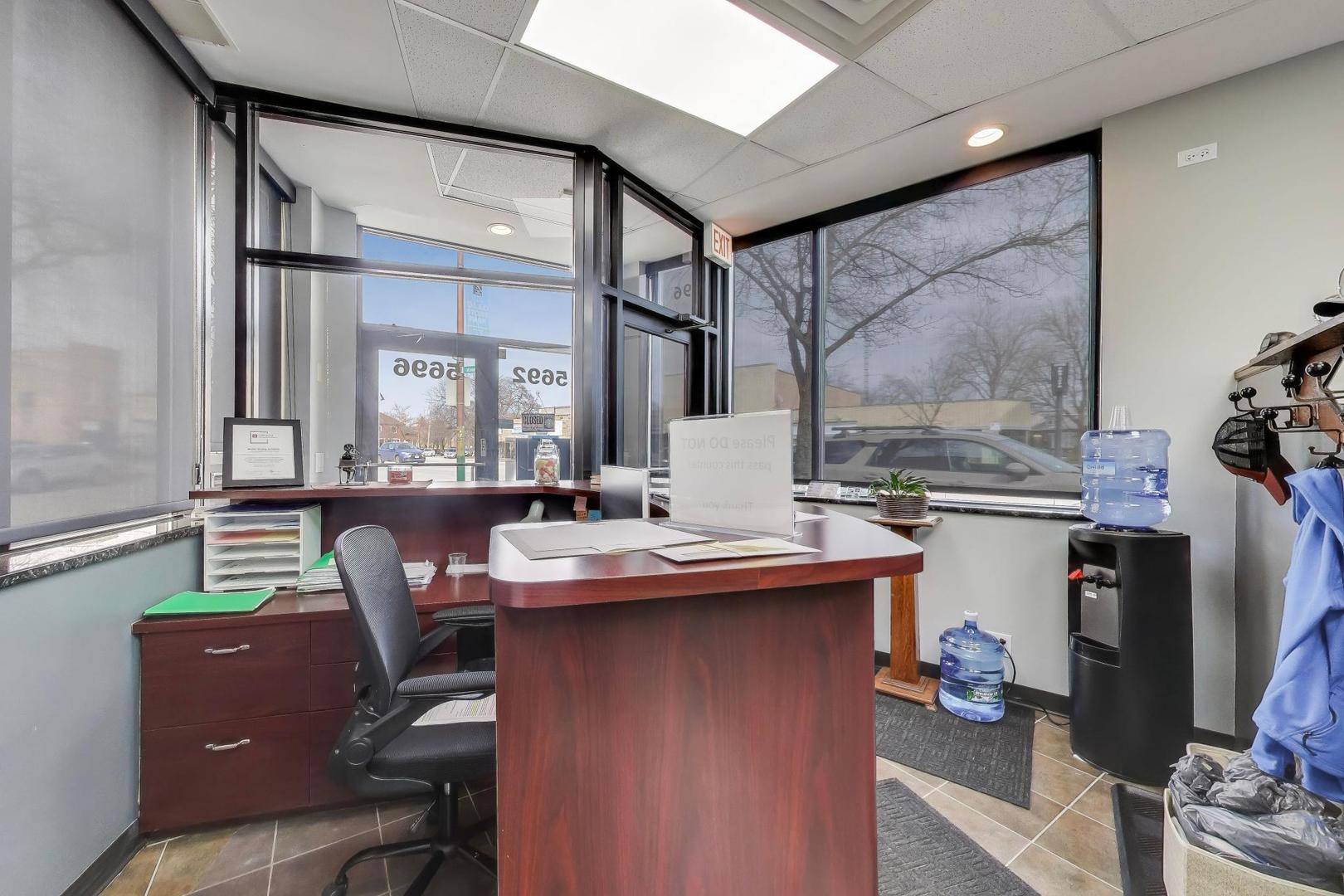 5696 North Milwaukee Avenue Chicago IL 60646