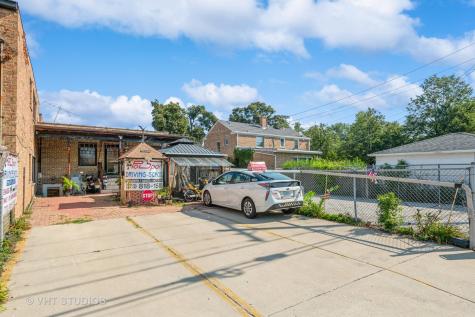 9011 Grand Avenue River Grove IL 60171