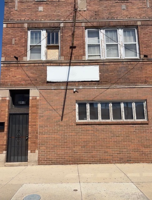 2852 West 63rd Street Chicago IL 60629