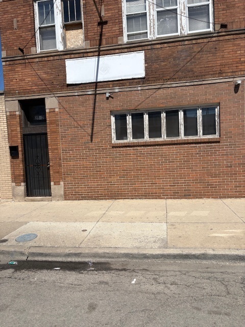 2852 West 63rd Street Chicago IL 60629