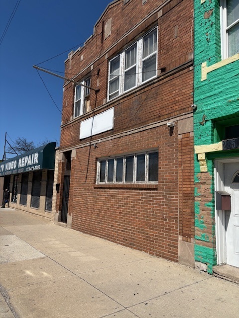 2852 West 63rd Street Chicago IL 60629