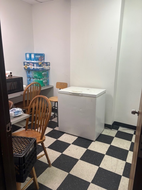 2852 West 63rd Street Chicago IL 60629
