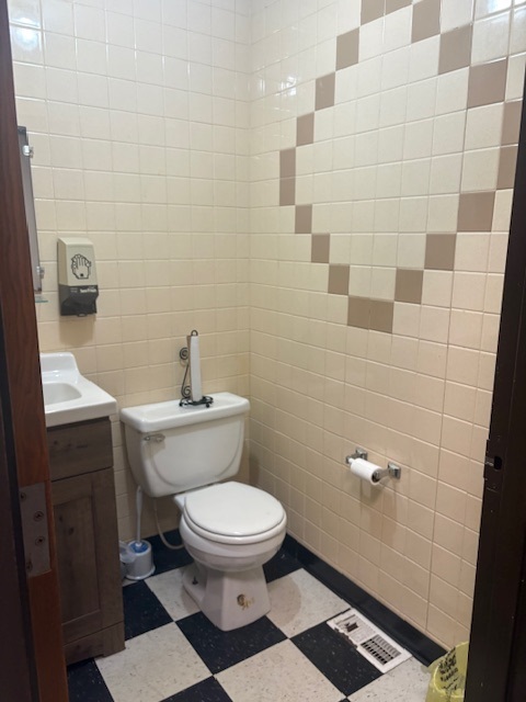 2852 West 63rd Street Chicago IL 60629