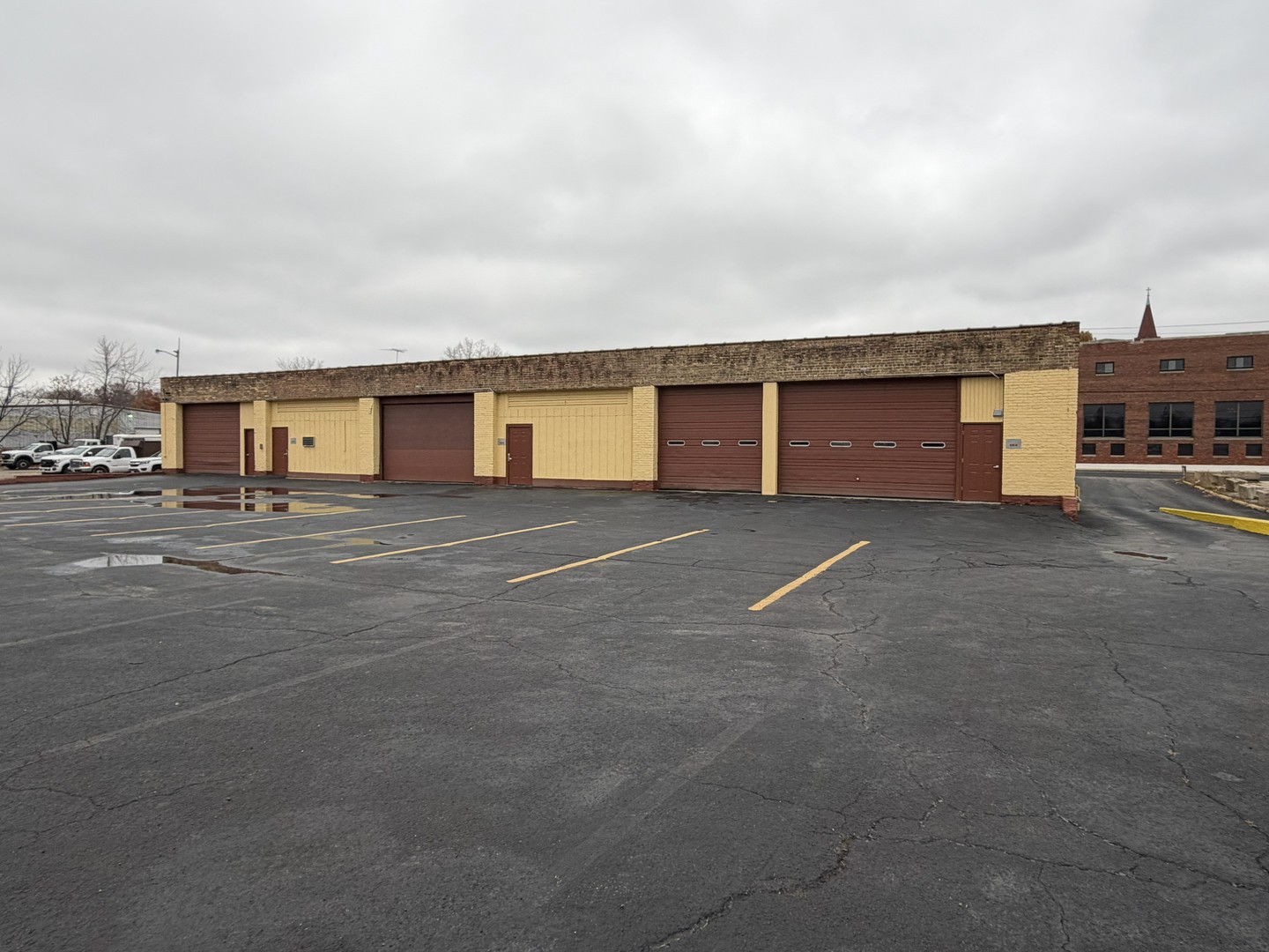 610 - 628 North Broadway Aurora IL 60505