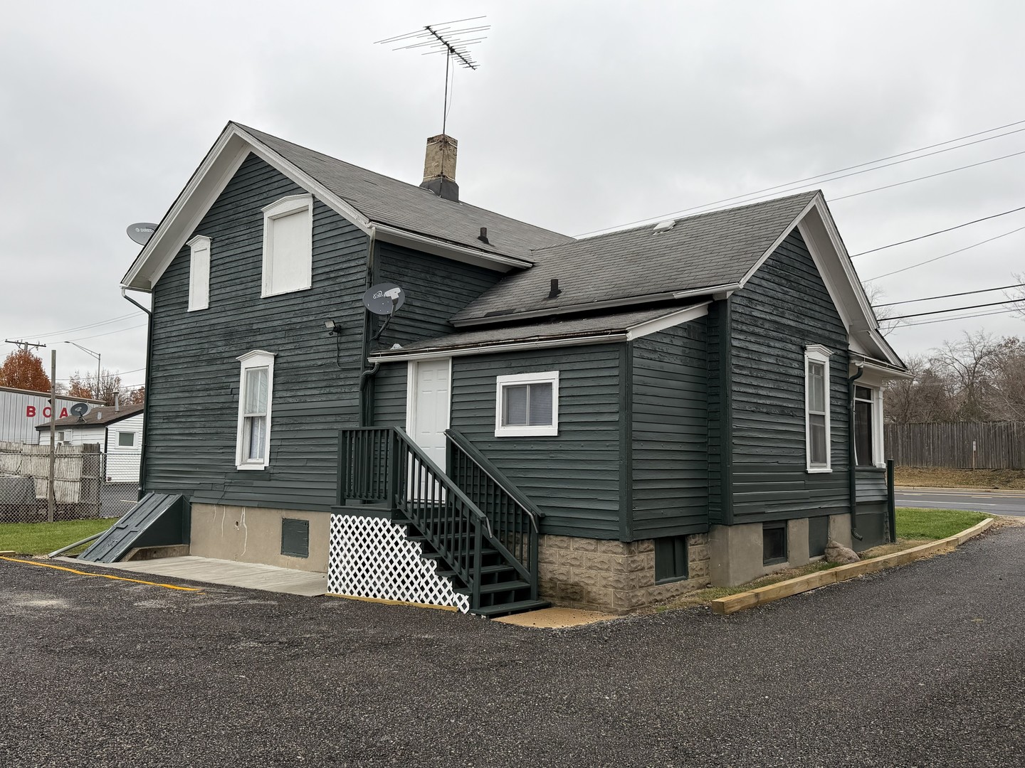 610 - 628 North Broadway Aurora IL 60505