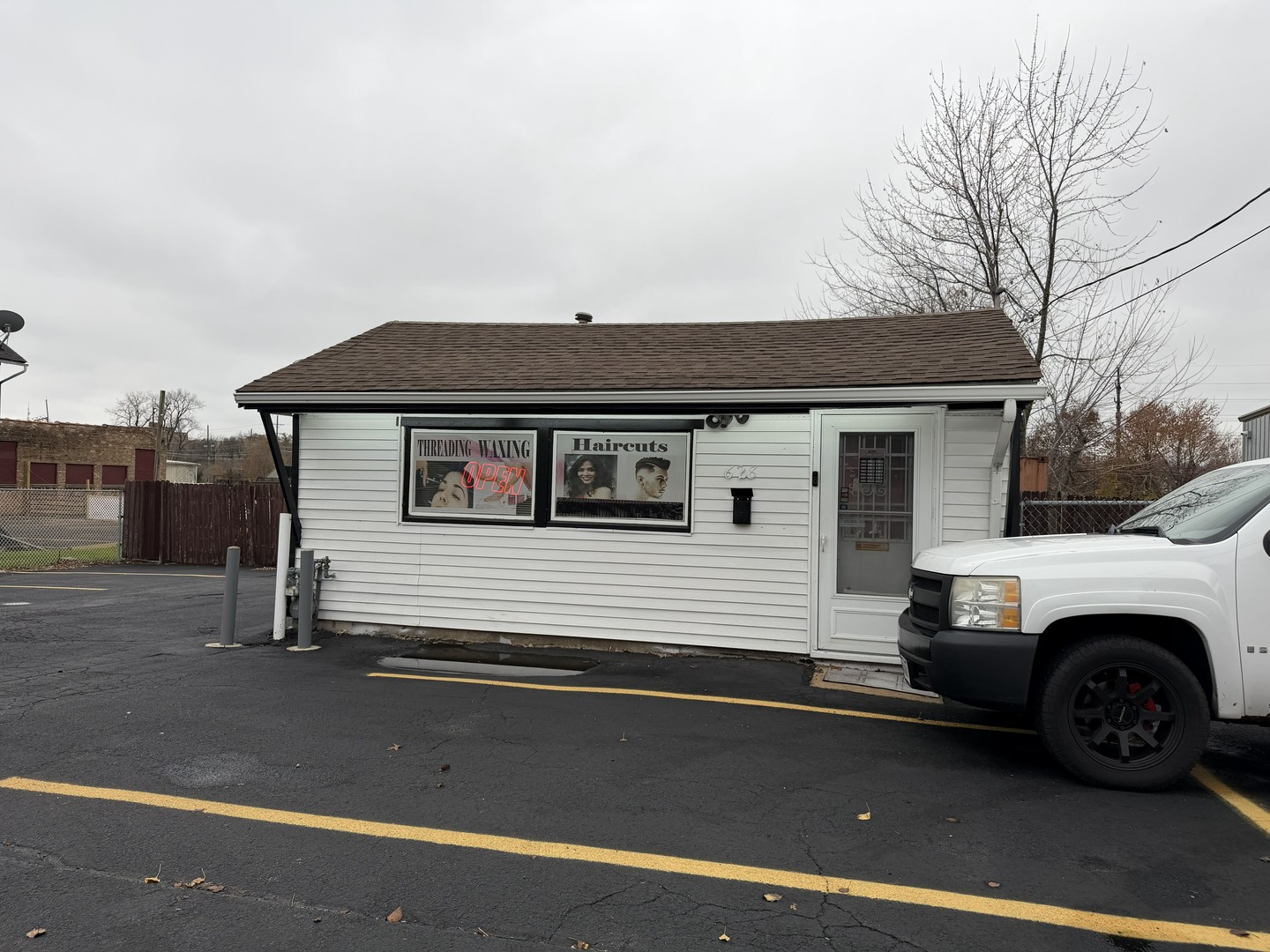 610 - 628 North Broadway Aurora IL 60505