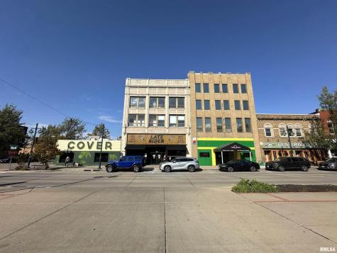 1405 5TH Avenue Moline IL 61265