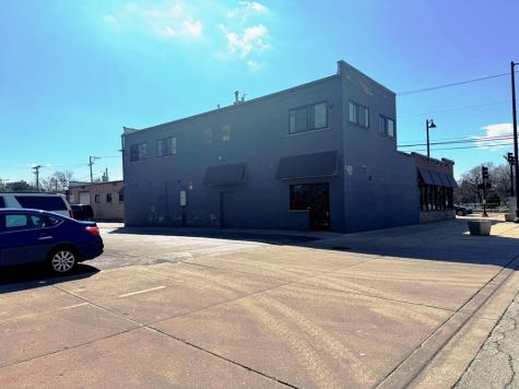 6959 North Milwaukee Avenue Niles IL 60714