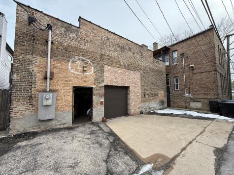 3340 North Ravenswood Avenue Chicago IL 60657