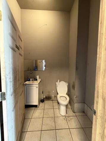 2323 West 18th Street Chicago IL 60608