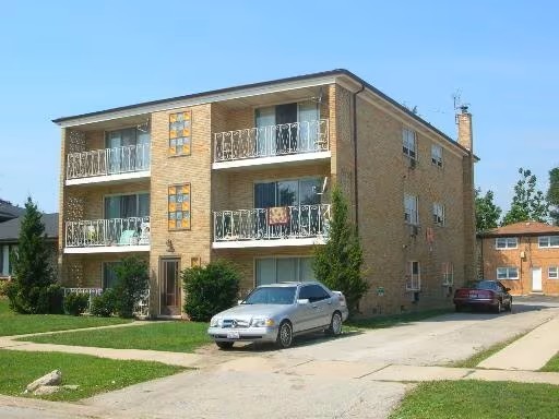 9516 South Kolin Avenue Oak Lawn IL 60453