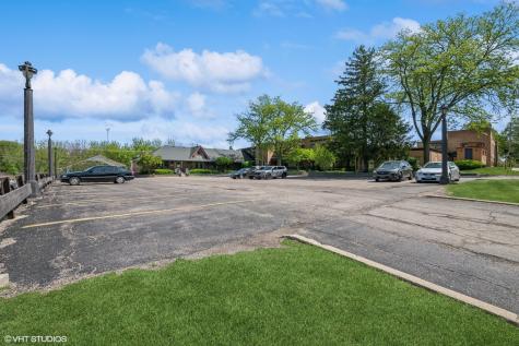 200 Applebee Street Barrington IL 60010