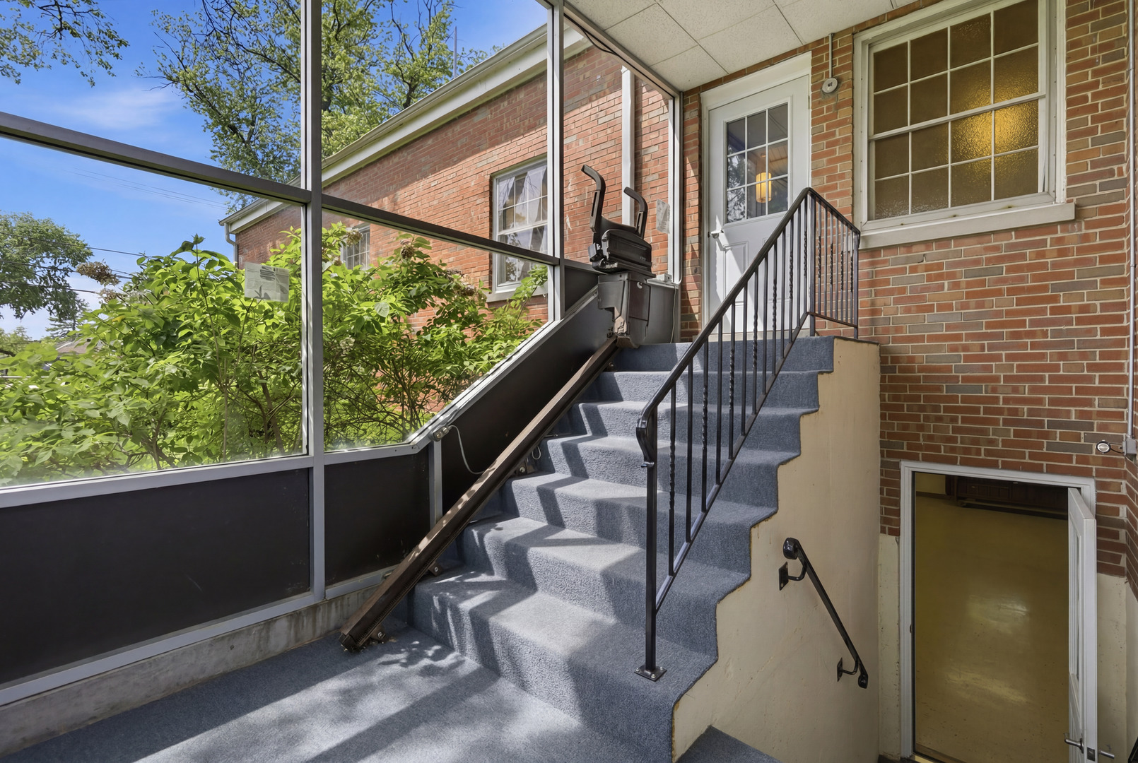 405 South Westmore-meyers Avenue Lombard IL 60148