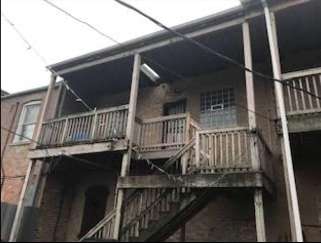 354 East 115th Street Chicago IL 60628