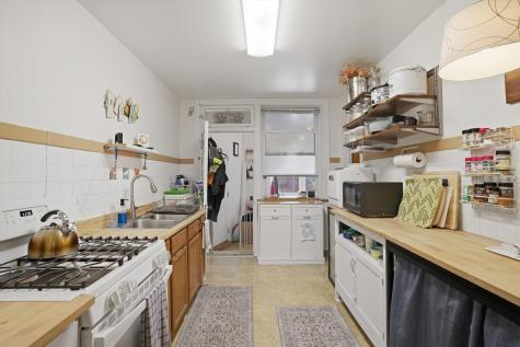 1739 West Gregory Avenue Chicago IL 60640