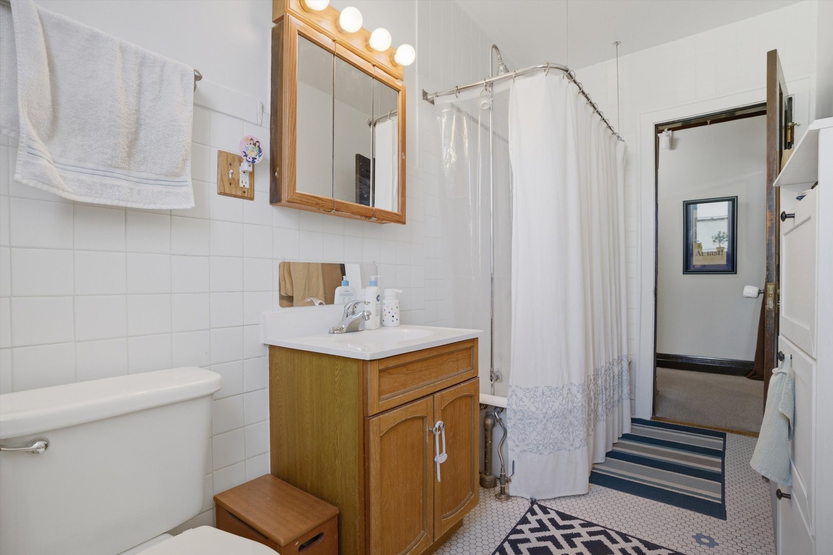 1739 West Gregory Avenue Chicago IL 60640