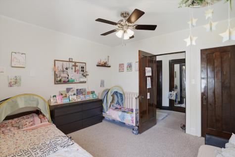 1739 West Gregory Avenue Chicago IL 60640