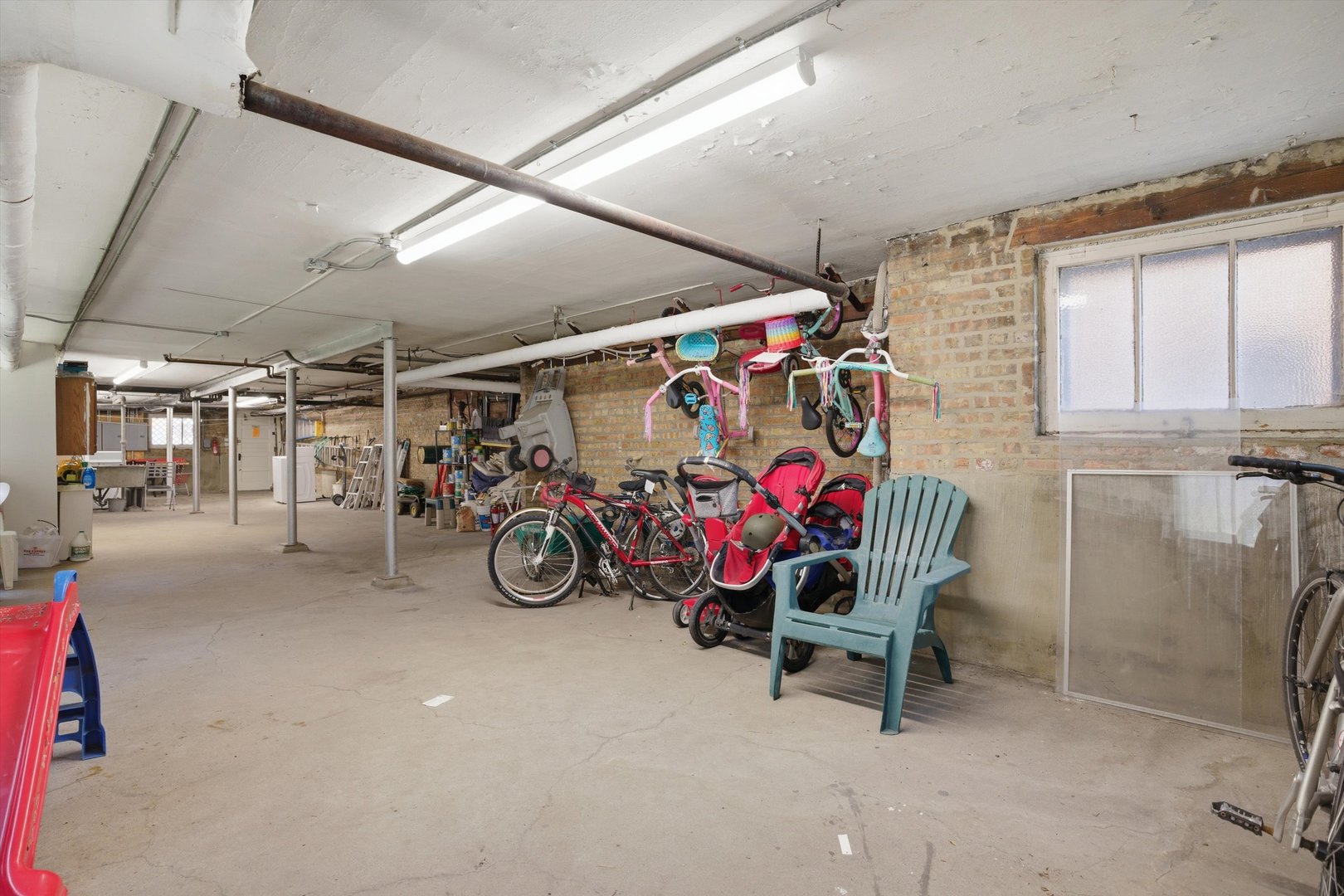 1739 West Gregory Avenue Chicago IL 60640