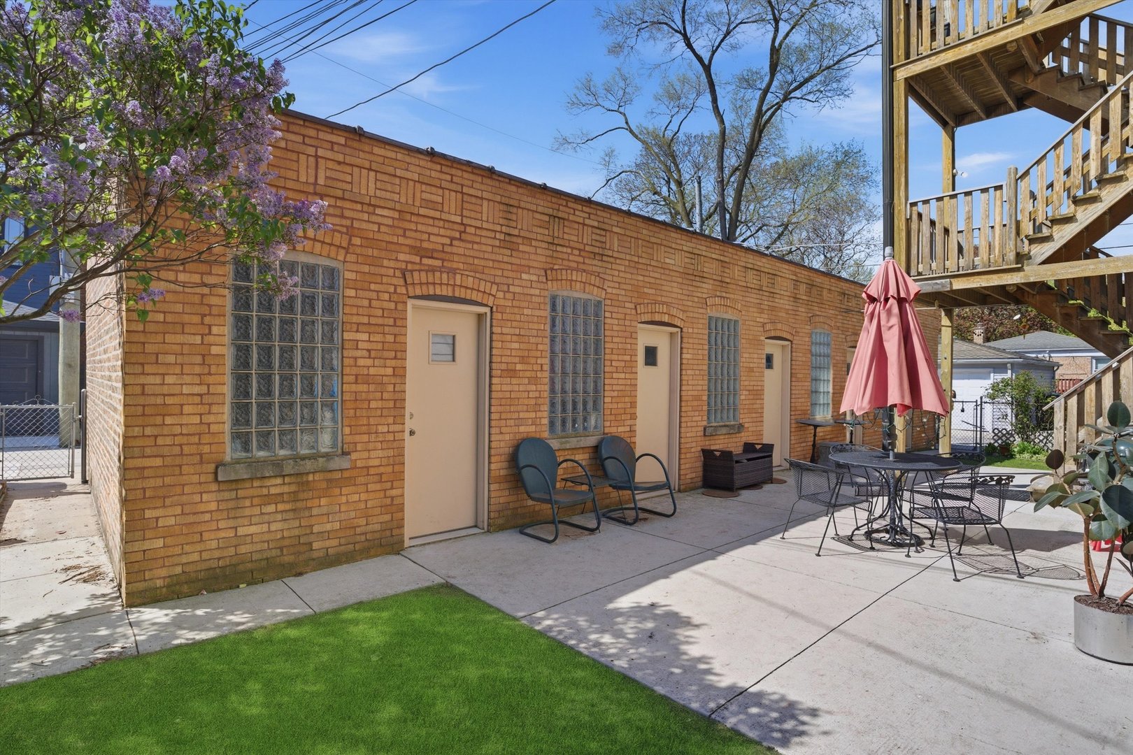 1739 West Gregory Avenue Chicago IL 60640