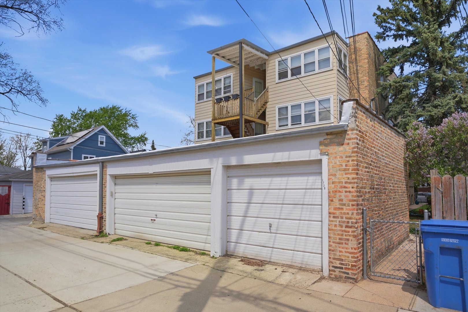 1739 West Gregory Avenue Chicago IL 60640