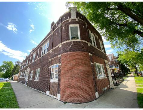 4035 South Richmond Street Chicago IL 60632