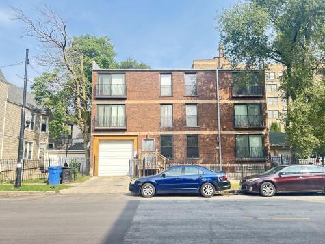 2720 East 75th Street Chicago IL 60649