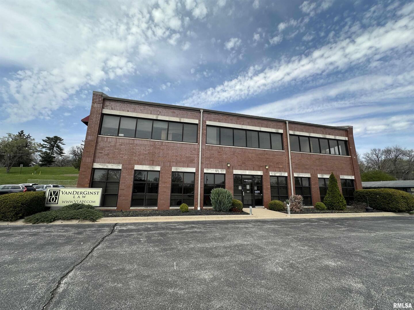 4950 38TH Avenue Moline IL 61265
