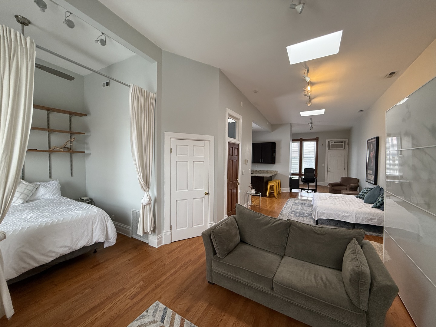 1434 West Chicago Avenue Chicago IL 60642