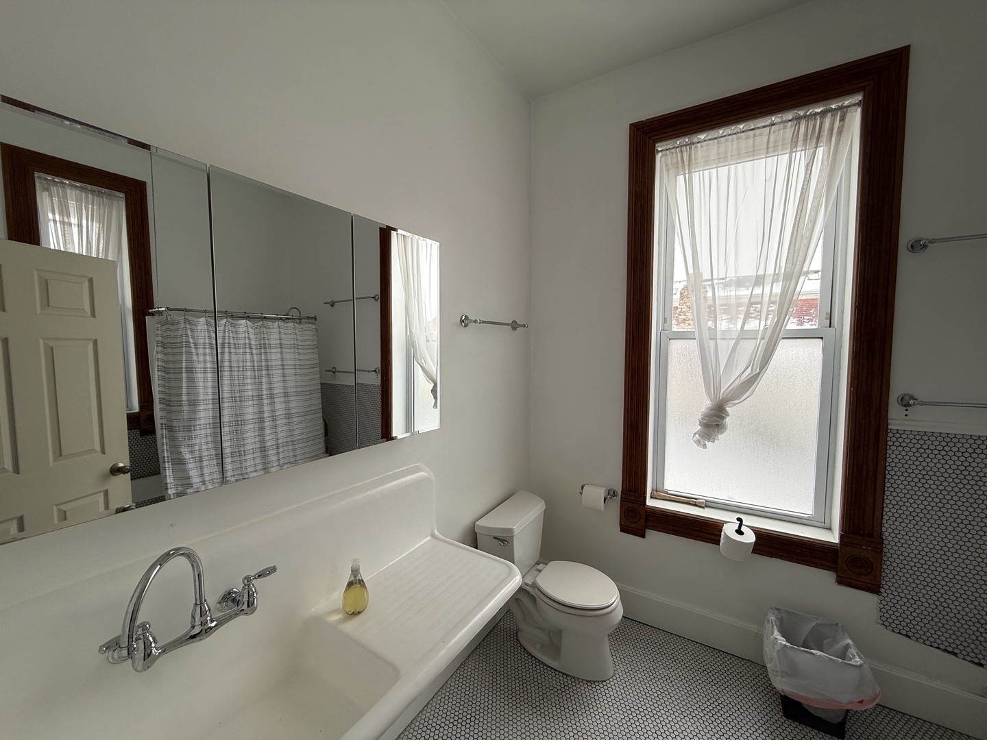 1434 West Chicago Avenue Chicago IL 60642