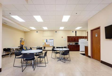 739 East North Avenue Glendale Heights IL 60139